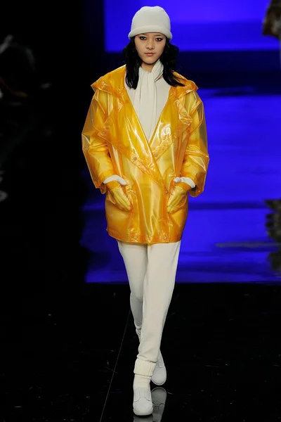 Look 38